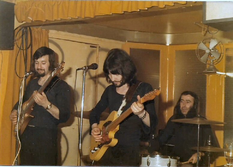 Trumps - before Jacqui - Dilkusha Club Hayling 1974x